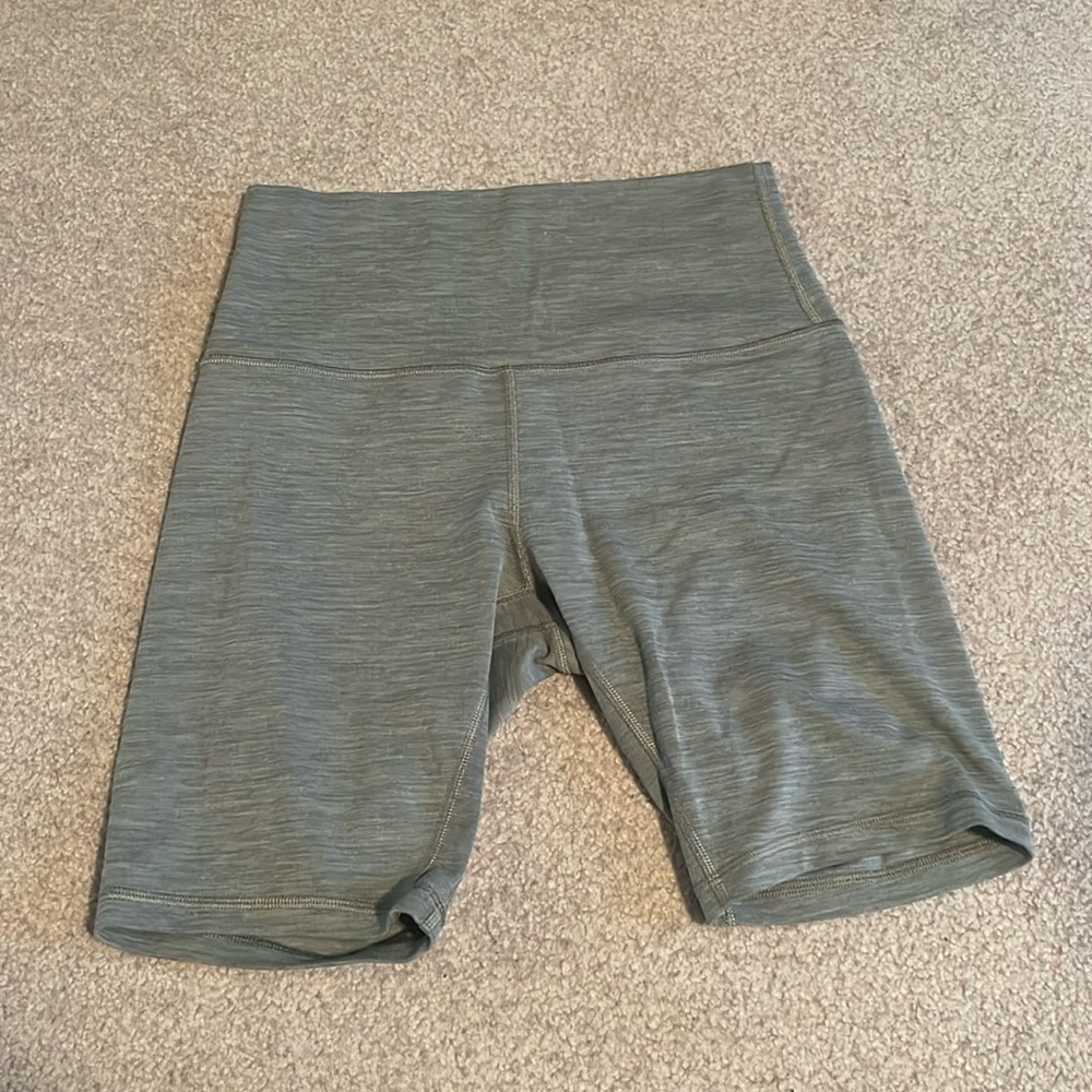 Lululemon Biker Shorts 6”